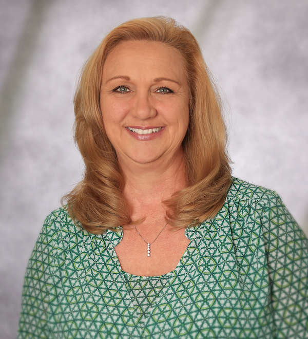 Vikki Pruitt - Accountant - Mercer Company